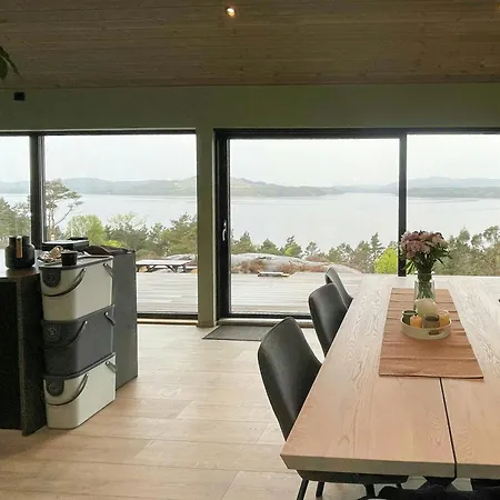 Feriehus Architect's With Sea Views In