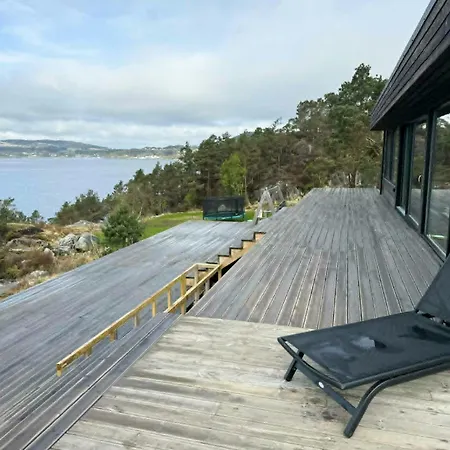 Architect's With Sea Views In Feriehus